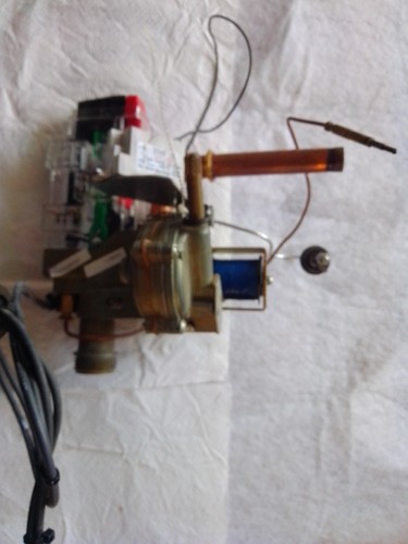 Valvola gas per caldaia - per, usata