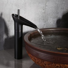 Elegante rubinetto lavabo da