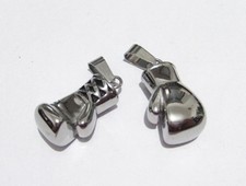 1pz ciondolo a forma di guantone da boxe pugile 3D in acciaio inox  29x15mm 
