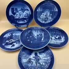 Lotto di 6 piatti natalizi Royal Copenhagen. 1965, 1967, 1981, 1984, 1990, 1997