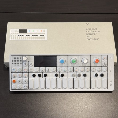Teenage engineering 1 - teenage, op-1