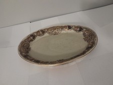 Piatto ovale in porcellana
