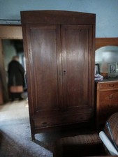 armadio legno antico