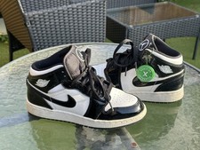 NIKE AIR JORDAN 1 MID SE UK