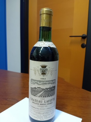 Antica bottiglia vino rosso - antica,
