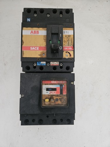 Interruttore automatico - interruttore,