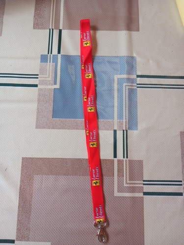 Laccio ferrari con portachiavi - laccio,
