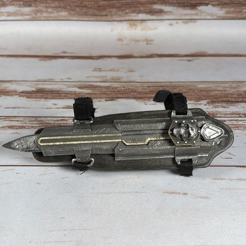 Assassin creed hidden blade - hidden,