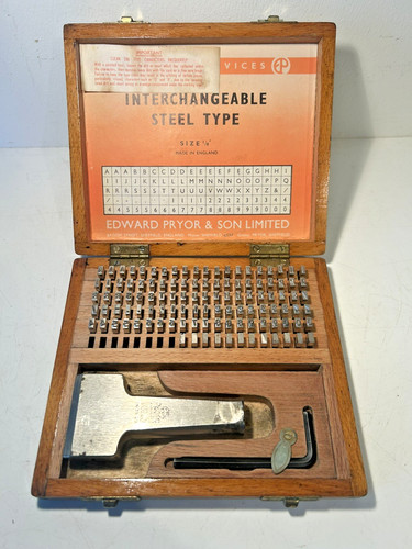 Incredibile punzoni lettere e - incredibile, punzoni,