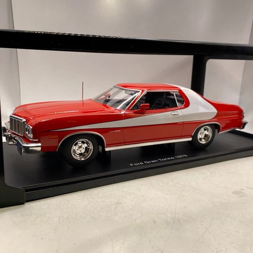 Ford gran torino starsky - 1:18,