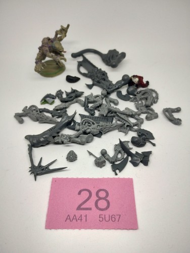 Tyranid genestealer bits 40k - genestealer,