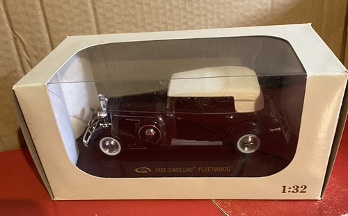 Die cast cadillac - 1:32,