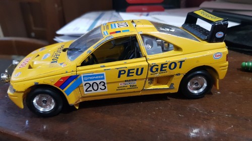 Burago bburago 24 peugeot - bburago,