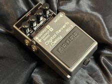 Boss RV-3 Digital Reverb Delay