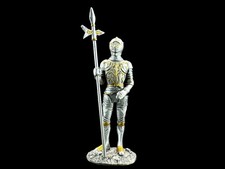 CAVALIERE IN peltro con