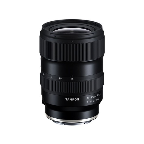 Tamron 30mm 8 di - f/2.8, iii