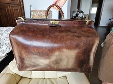 1970s Handmade Leather Suitcase Luggage Valigia Artigianale Di Cuoio Anni 70