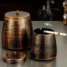 Posacenere in metallo