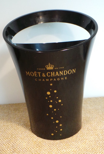 Moet chandon champagne ice - chandon,