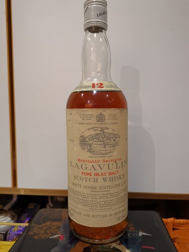 Lagavulin specially selected - specially,