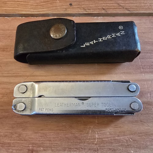Leatherman super tool - super, pinza