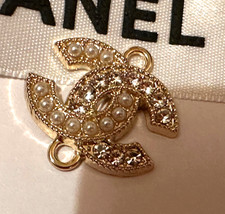 CHANEL CONNETTORE BOTTONE