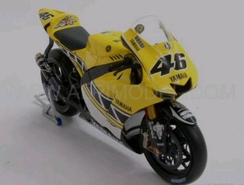 Yamaha yzr 2005 valentino - yamaha,