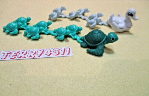 Kinder sorpresa feeding - sorpresa,