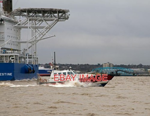 Photo liverpool pilot boat - ,