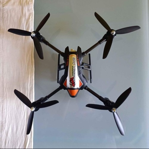 Drone con telecamera