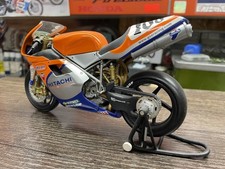MINICHAMPS 1/12 NEIL HODGSON