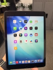 Apple iPad Tablet Gray iOS