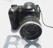 Fuji FinePix S5600 fotocamera