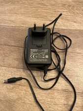 SONY AC-E1525M Adaptor 15 V