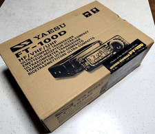 YAESU FT-100D HF/50/144/430