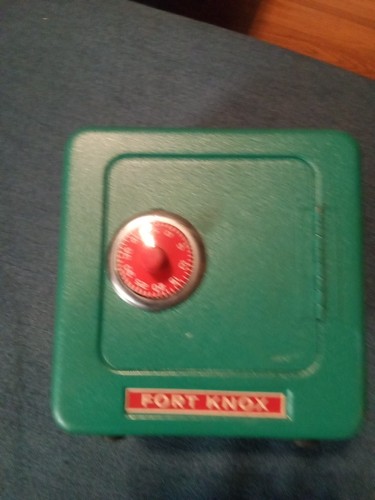 Cassaforte giocattolo vintage