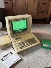 Apple IIe Computer  super