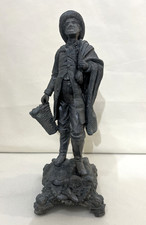Antica Statua in Antimonio