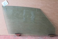 ALFETTA (?) VETRO SCENDENTE ANTERIORE DX CODICE 116556180001 N.O.S.