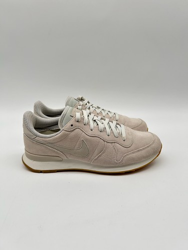 Nike internationalist sneaker - nike,