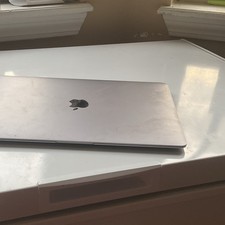 Apple MacBook Laptop Silver