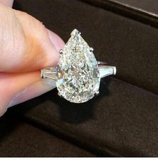 Anello di fidanzamento in oro