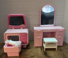 LOTTO VANITÀ E ACCESSORI BARBIE VINTAGE.