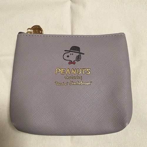 Peanuts snoopy tissue pouch - peanuts,
