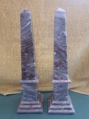 Elegante coppia obelischi - coppia, di
