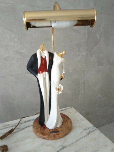 Lampada con statuetta - , in