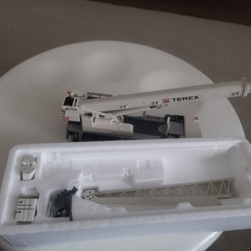 Modellino terex demag ac100 - terex,
