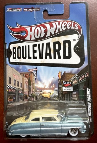 Hot wheels 2012 boulevard - hot,