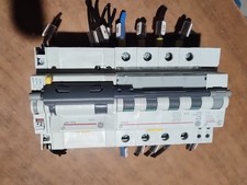 Interruttore Magnetotermico Riarmo Automatico General Electric C16 iec Rp254