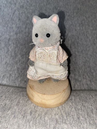 Sylvanian families simpkins - families,
